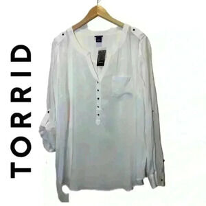 NWT TORRID  BLOUSE SIZE 2
